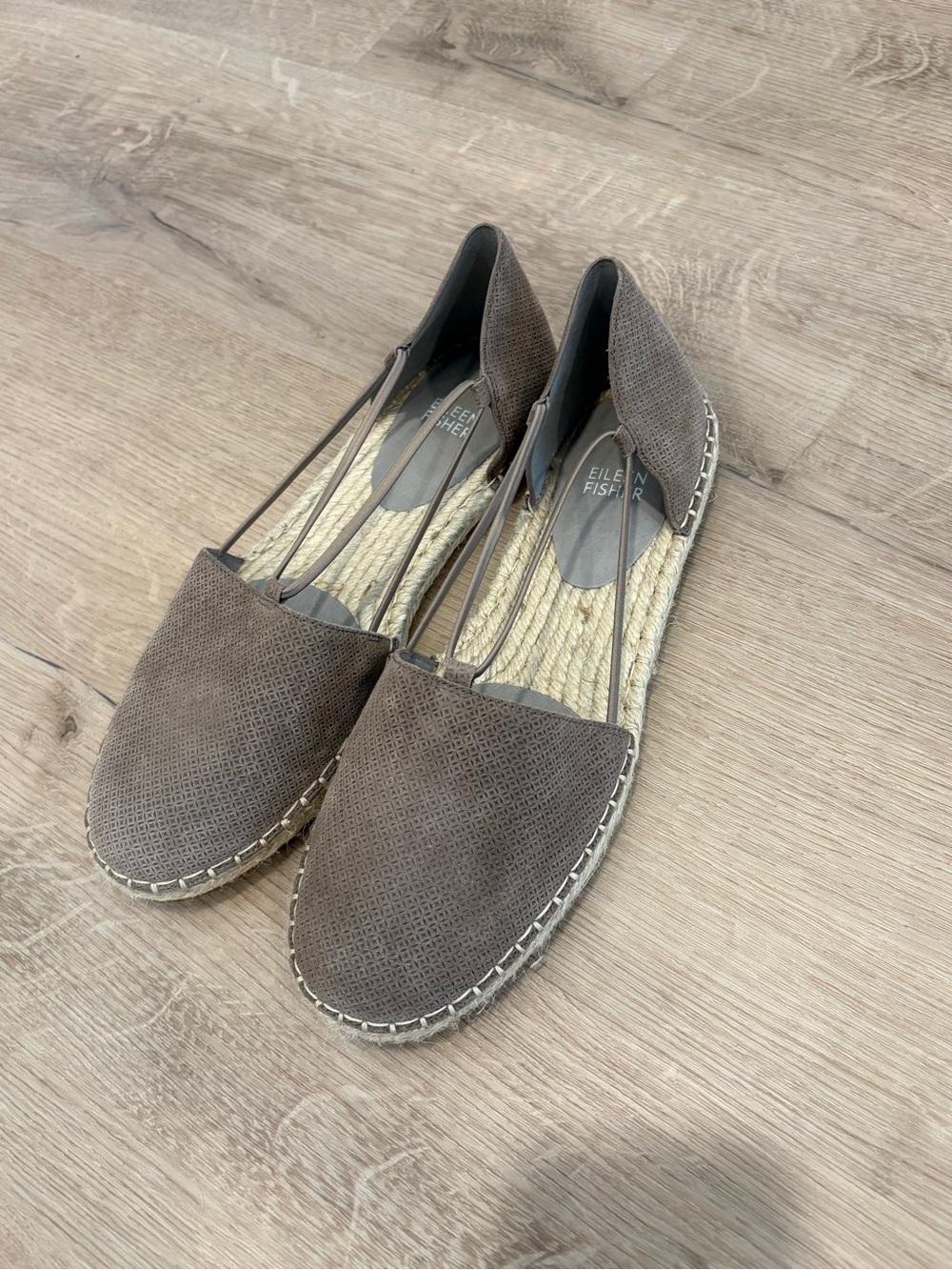 NWOT Eileen Fisher Lee Espadrilles Size 9